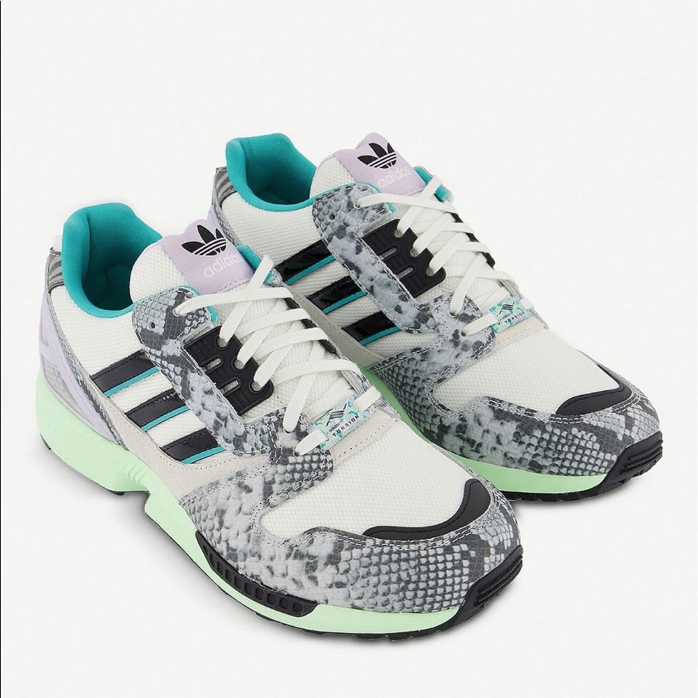 ADIDAS - Picture 3 of 5